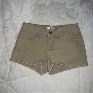 khaki shorts